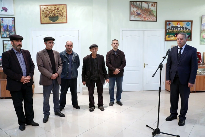 İsmayıllıda 2 kəndin sakinlərini Açıq mikrofona gətirən bir səbəb — FOTOLAR