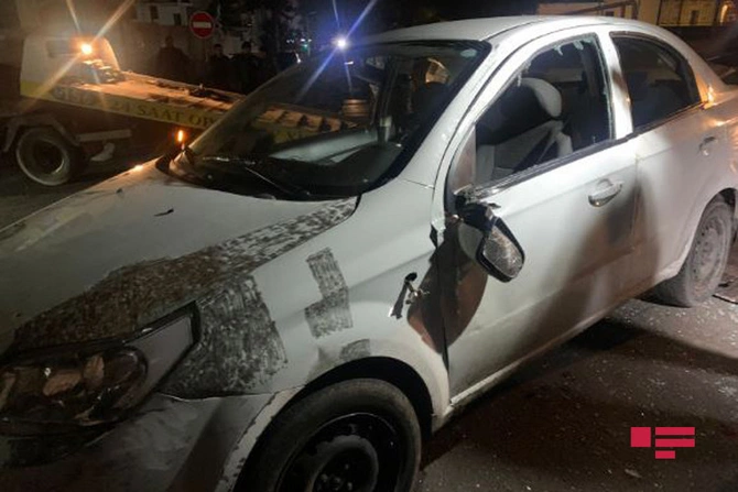 Bakıda iki avtomobil toqquşub, xəsarət alanlar var — FOTO/VİDEO Bakıda iki avtomobil toqquşub, xəsarət alanlar var — FOTO/VİDEO