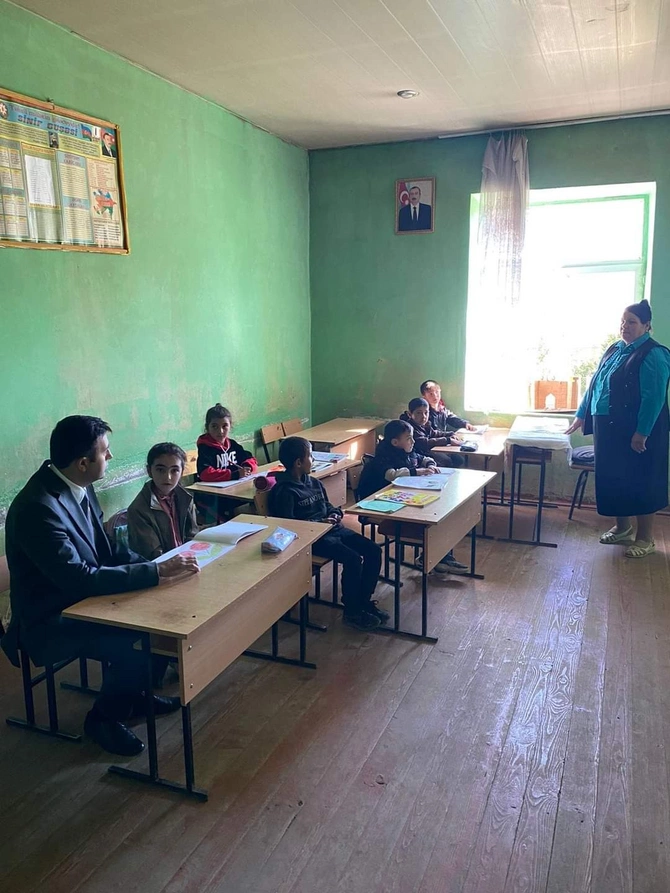 İcra başçısı direktoru məktəbdə tapmadı, Təhsil İdarəsinə şikayət etdi — FOTOLAR