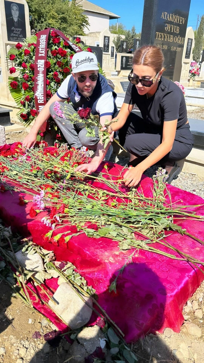 Xalq artisti Rəhim Rəhimlinin məzarı önündə: “Adam olsaydınız, çox yaşayardı” — FOTOLAR