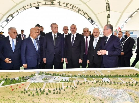 İlham Əliyev və Rəcəb Tayyib Ərdoğan Cəbrayılda ağac əkiblər — YENİLƏNİB (FOTO)