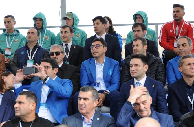 “Mingəçevir Reqatası-2022”yə Suqovuşanda star verildi — FOTOLAR “Mingəçevir Reqatası-2022”yə Suqovuşanda star verildi — FOTOLAR