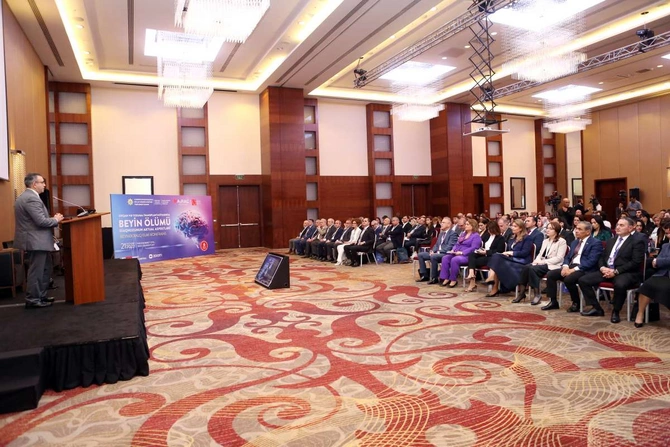 Orqan və toxuma transplantasiyasında beyin ölümü diaqnozu ilə bağlı beynəlxalq elmi konfrans keçirildi — FOTOLAR