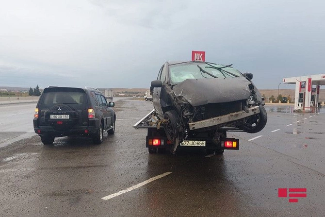 Azərbaycanda ağır qəza: Vəzifəli şəxs öldü— FOTO Azərbaycanda ağır qəza: Vəzifəli şəxs öldü— FOTO