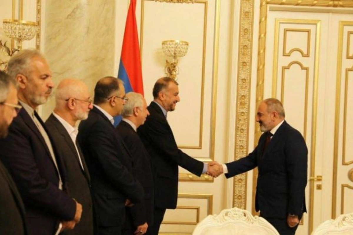 Rəisi Paşinyanı İrana səfərə dəvət etdi — YENİLƏNİB