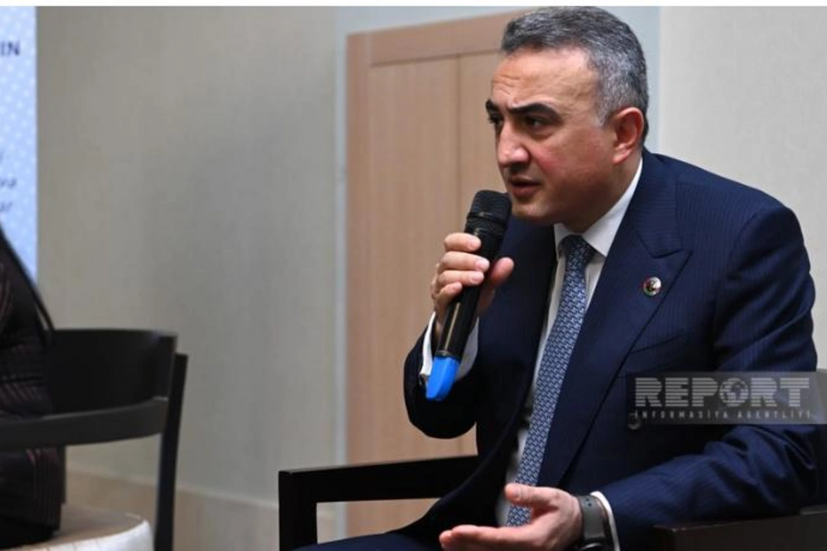 Azərbaycanda vəkillər eyni saatda digər proseslərdə iştirak edə bilməyəcək