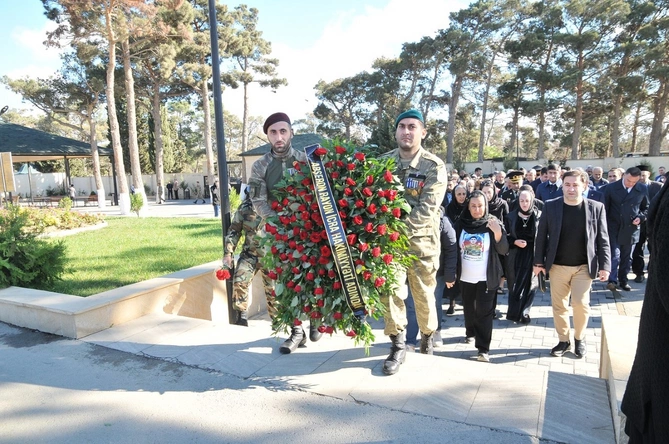 Abşeronda şəhidlərimiz anım günlərində yad edildi — FOTOLAR Abşeronda şəhidlərimiz anım günlərində yad edildi — FOTOLAR