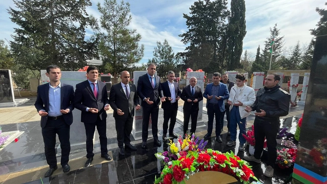 Salyanda şəhid Sultan İbrahimov anıldı — FOTOLAR Salyanda şəhid Sultan İbrahimov anıldı — FOTOLAR