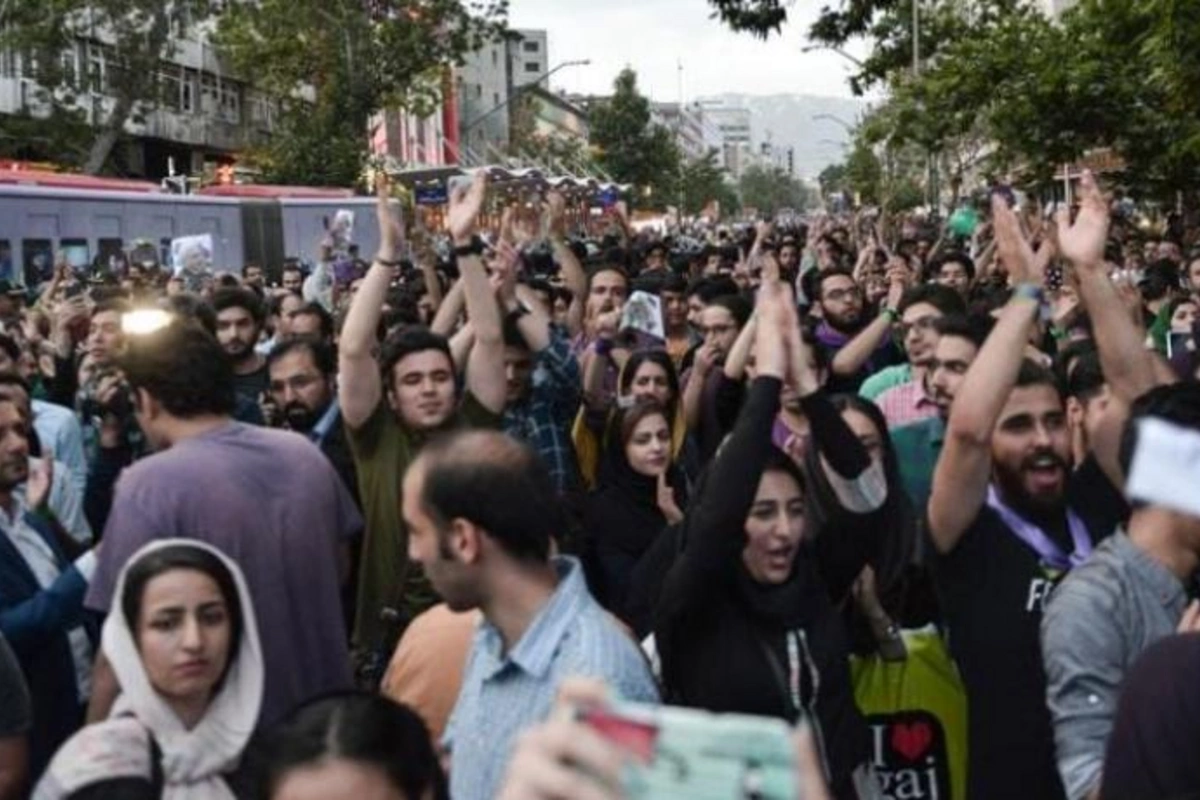 “İran hakimiyyətində bir çoxları artıq xilas haqqında düşünməyə başlayıb” — TƏHLİL