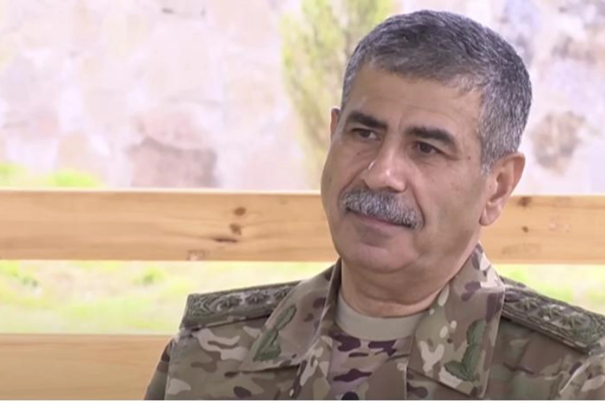 Zakir Həsənov yeni nəzarətə götürülən yüksəkliklərlə bağlı tapşırıqlar verdi
