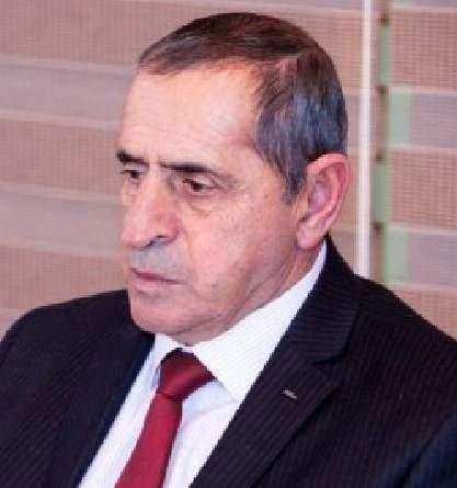 AYB-nin bölmə rəhbəri: “Nə pul? Nə yol xərci? Biz onları heç görmüşük ki, pul da versinlər?” AYB-nin bölmə rəhbəri: “Nə pul? Nə yol xərci? Biz onları heç görmüşük ki, pul da versinlər?”