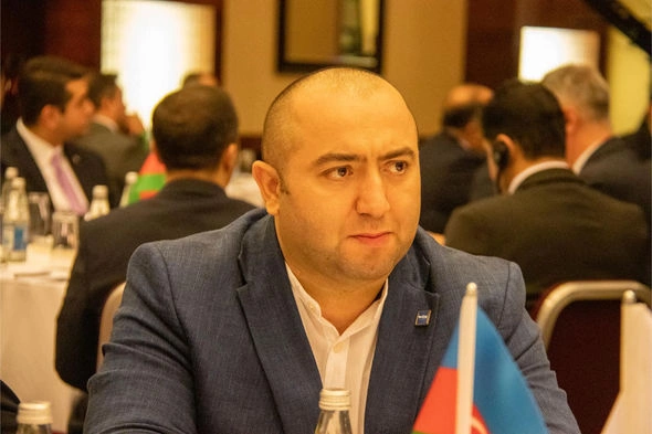Baş redaktor: “Jurnalisti qaralamaq düşüncəsi Rəşad Məcidə başucalığı gətirə bilməz”