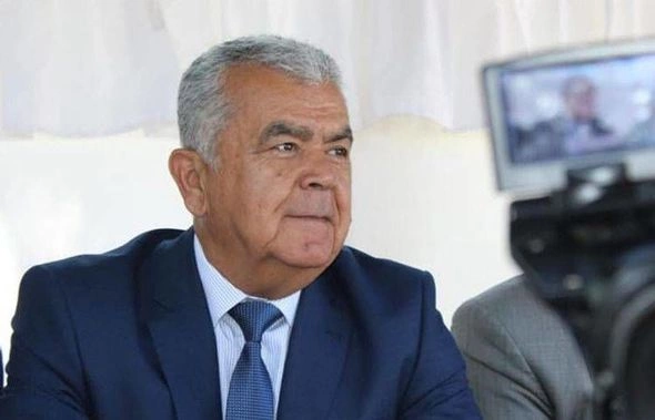 AYB-nin bölmə rəhbəri: “Nə pul? Nə yol xərci? Biz onları heç görmüşük ki, pul da versinlər?” AYB-nin bölmə rəhbəri: “Nə pul? Nə yol xərci? Biz onları heç görmüşük ki, pul da versinlər?”