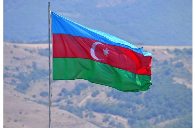 Azərbaycan insanı özünün kiçiklik kompleksindən qurtulmalıdır