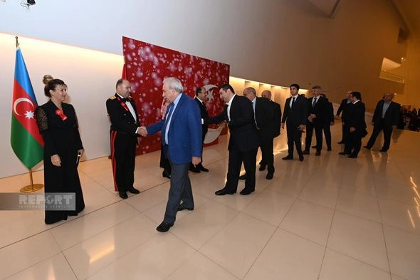 Bakıda Türkiyənin Cümhuriyyət bayramı qeyd olunub — FOTOLAR Bakıda Türkiyənin Cümhuriyyət bayramı qeyd olunub — FOTOLAR