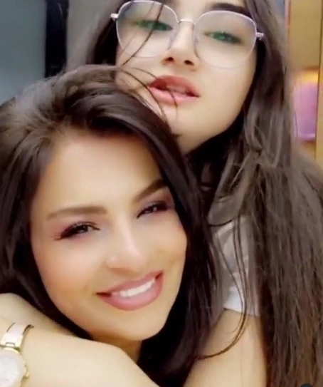 Aynur Dadaşova qəzaya düşdü — FOTO Aynur Dadaşova qəzaya düşdü — FOTO