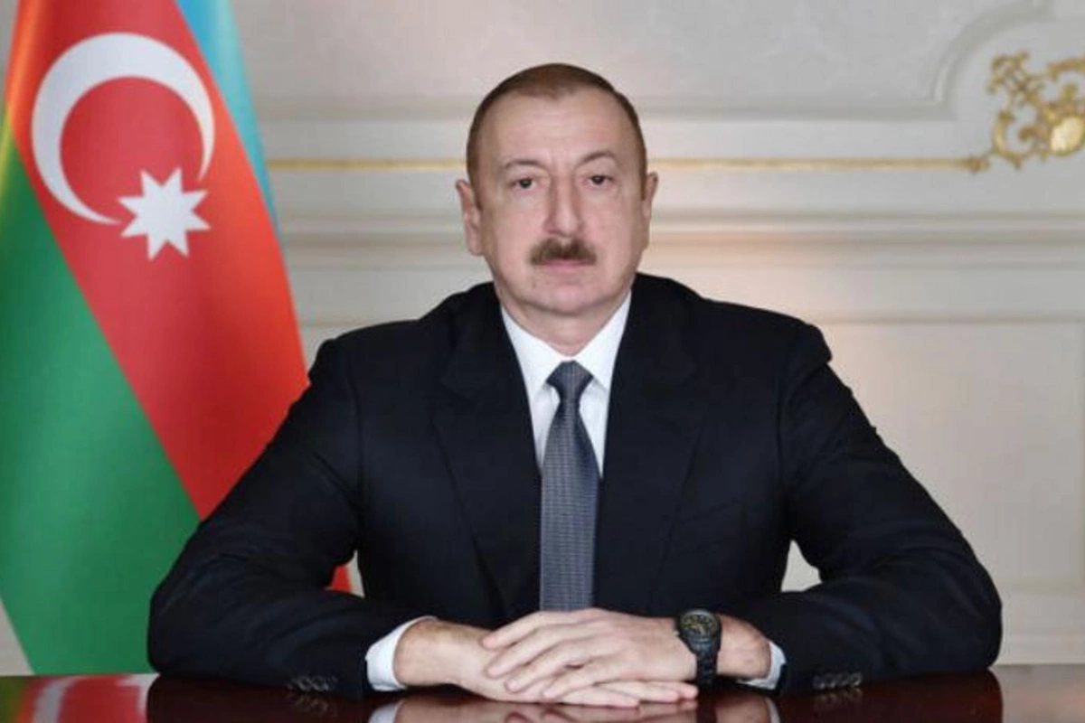 İlham Əliyev gürcü həmkarını və baş naziri təbrik etdi