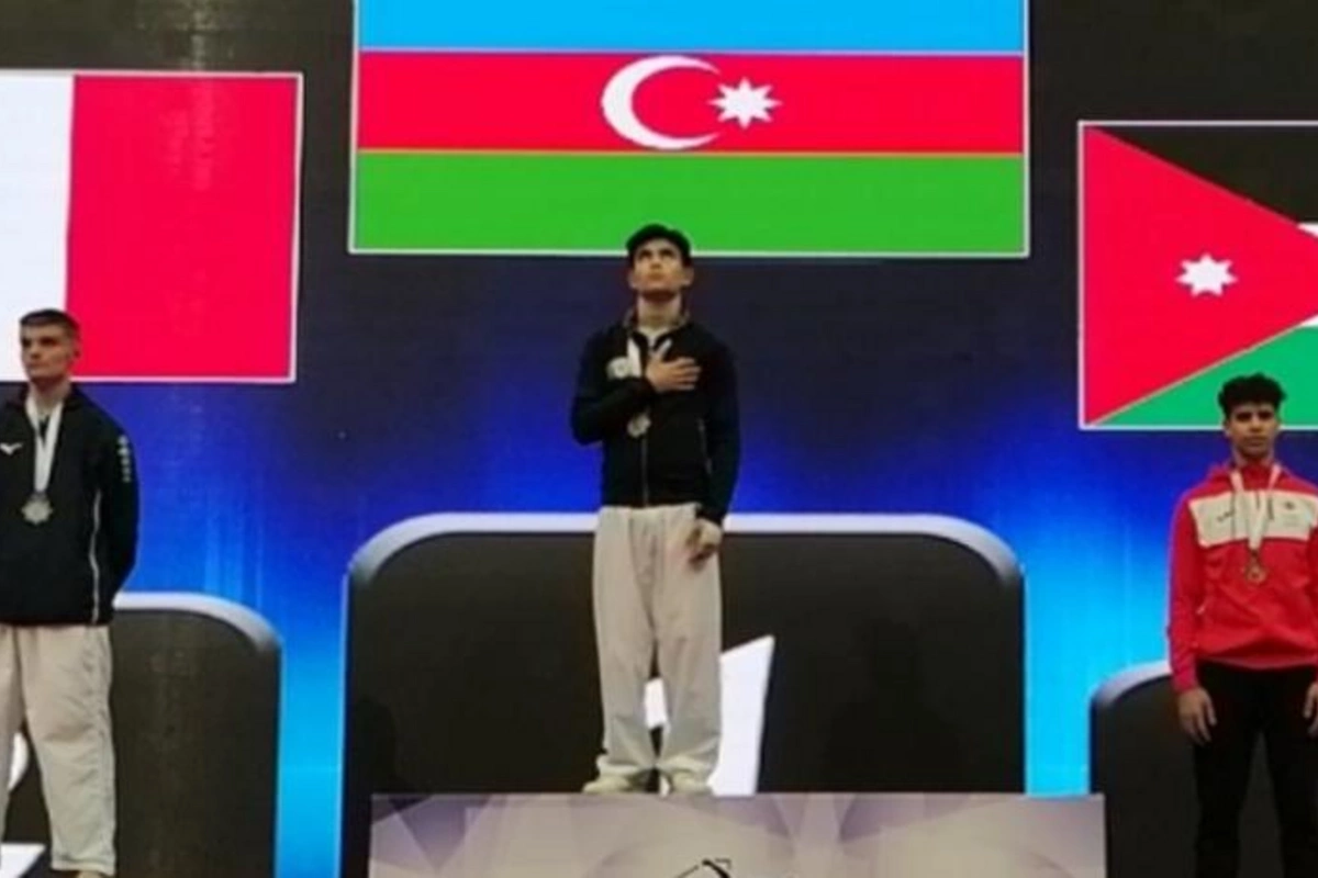 Karateçilərimiz dünya çempionatında 3 medal qazanıblar