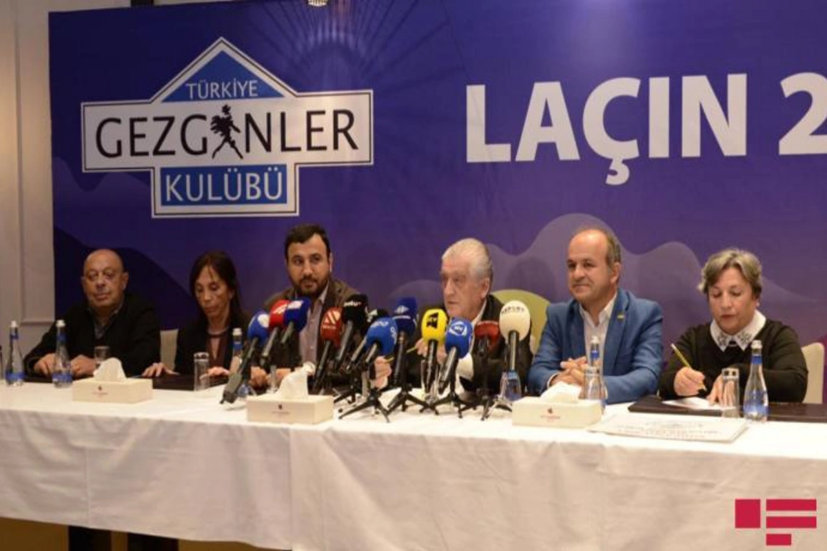 Türkiyəli səyyahlar: Səfər zamanı erməni vandallığının şahidi olduq