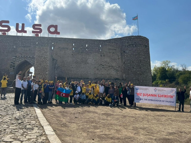 Əcnəbi tələbələr Şuşada: “Biz Şuşanın səfiriyik” layihəsi start götürüb — FOTO