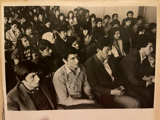 Qardaşının ölümündən sonra AzTV-ni birdəfəlik tərk etdi — 36 yaşında qürbətdə vəfat edən məşhur diktorumuz (FOTOLAR)