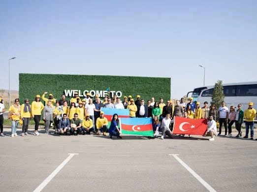Əcnəbi tələbələr Şuşada: “Biz Şuşanın səfiriyik” layihəsi start götürüb — FOTO