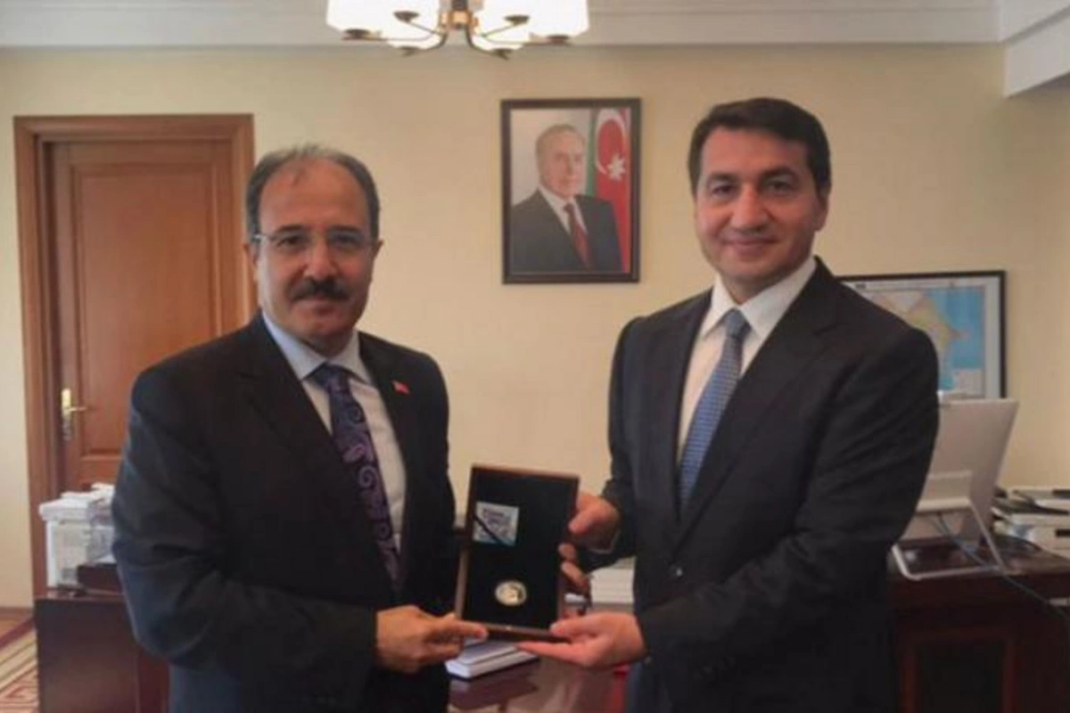 Türkiyəli səfir Hikmət Hacıyevə: “Sonadək qardaş Azərbaycanın yanındayıq”
