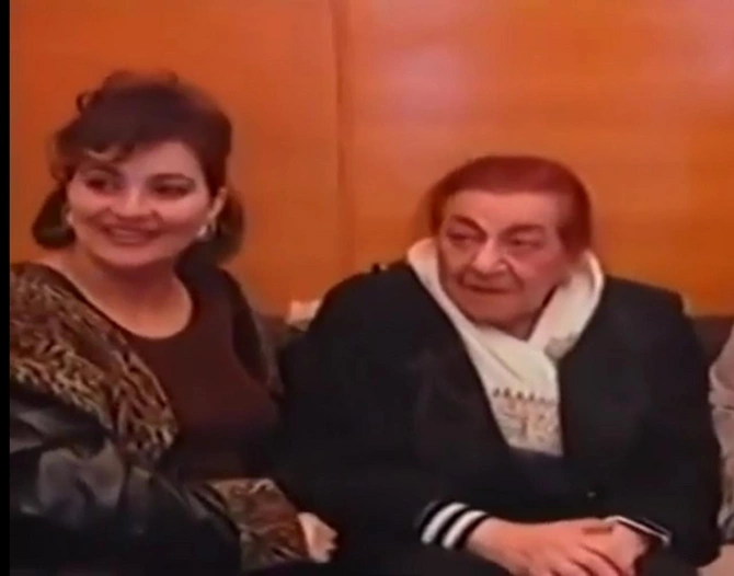 “Nəsibə Zeynalova məni vurub dedi ki, niyə gülürsən, sənin ucbatından...”