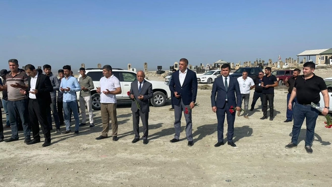 Şəhid Əmrah Həmidovun məzarı ziyarət olundu — FOTOLAR