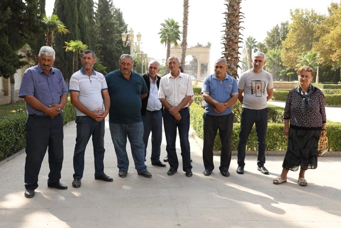 Yevlax sakinləri qaz təsərrüfatına dair üzləşdikləri çətinliklərdən söz açıblar Yevlax sakinləri qaz təsərrüfatına dair üzləşdikləri çətinliklərdən söz açıblar