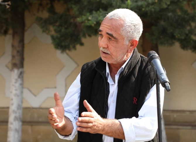 Yevlax sakinləri qaz təsərrüfatına dair üzləşdikləri çətinliklərdən söz açıblar Yevlax sakinləri qaz təsərrüfatına dair üzləşdikləri çətinliklərdən söz açıblar