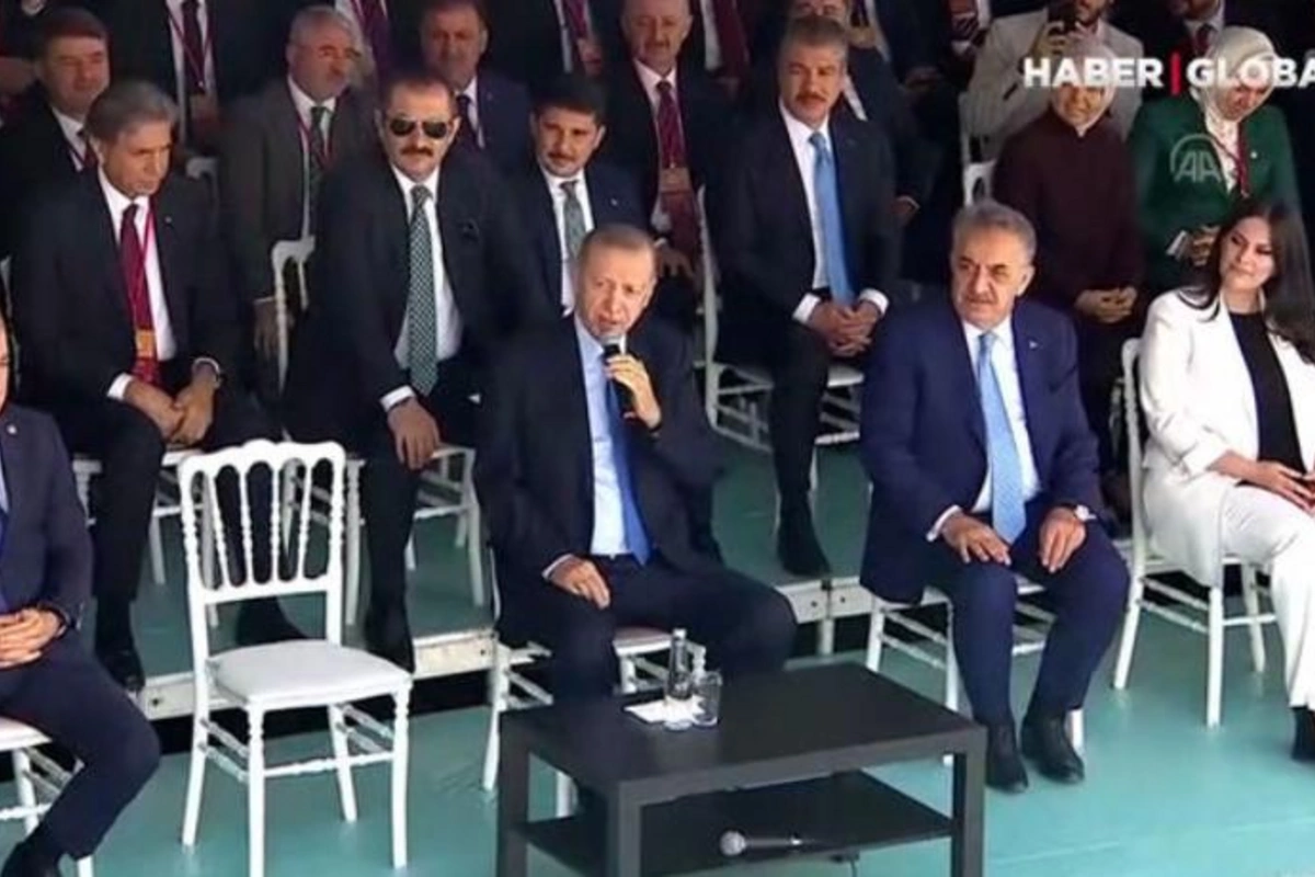 Ərdoğan bu dəfə festivalda şeir dedi — VİDEO
