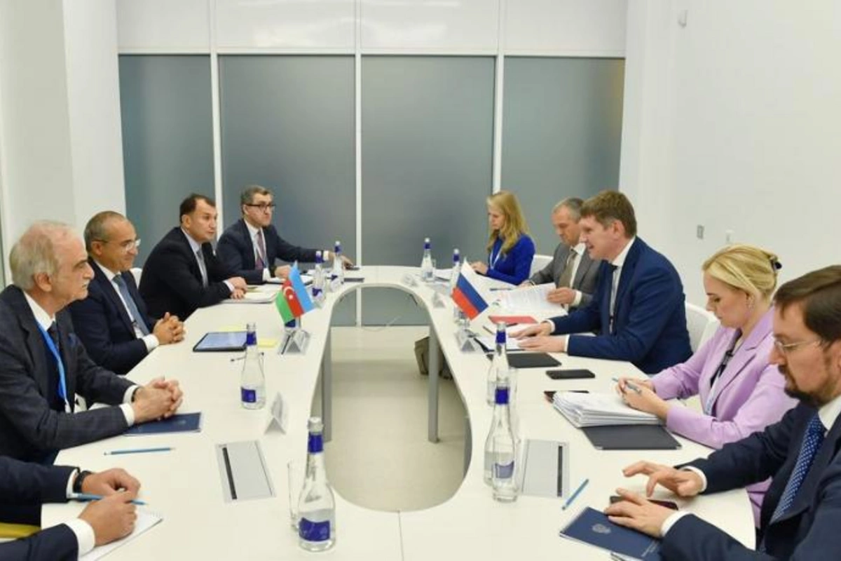 Mikayıl Cabbarov rusiyalı nazir ilə görüşdü — FOTO