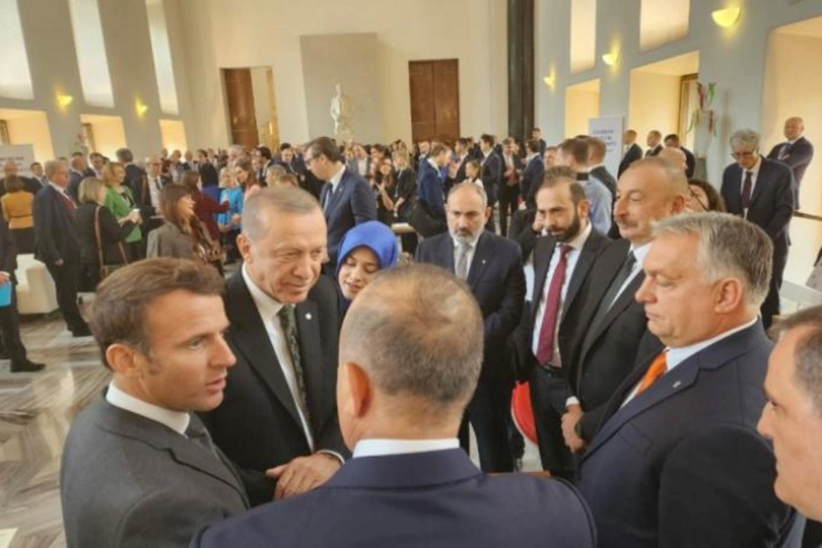 Paşinyan söhbətə “fransız qaldı”... — VİDEO