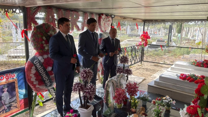 Salyanda Vətən Müharibəsi şəhidləri yad edilib — FOTO Salyanda Vətən Müharibəsi şəhidləri yad edilib — FOTO