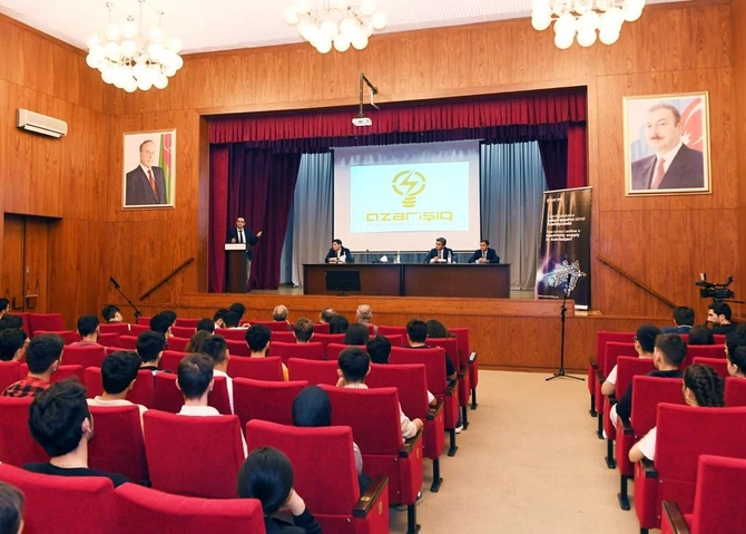 “Azərişıq” ASC-nin nümayəndə heyəti ADNSU-da olub — FOTO