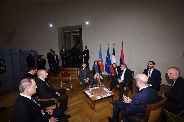 Praqada Azərbaycan, Fransa, Aİ Şurası və Ermənistan liderlərinin yenidən görüşü olub — FOTOLAR (YENİLƏNİB)