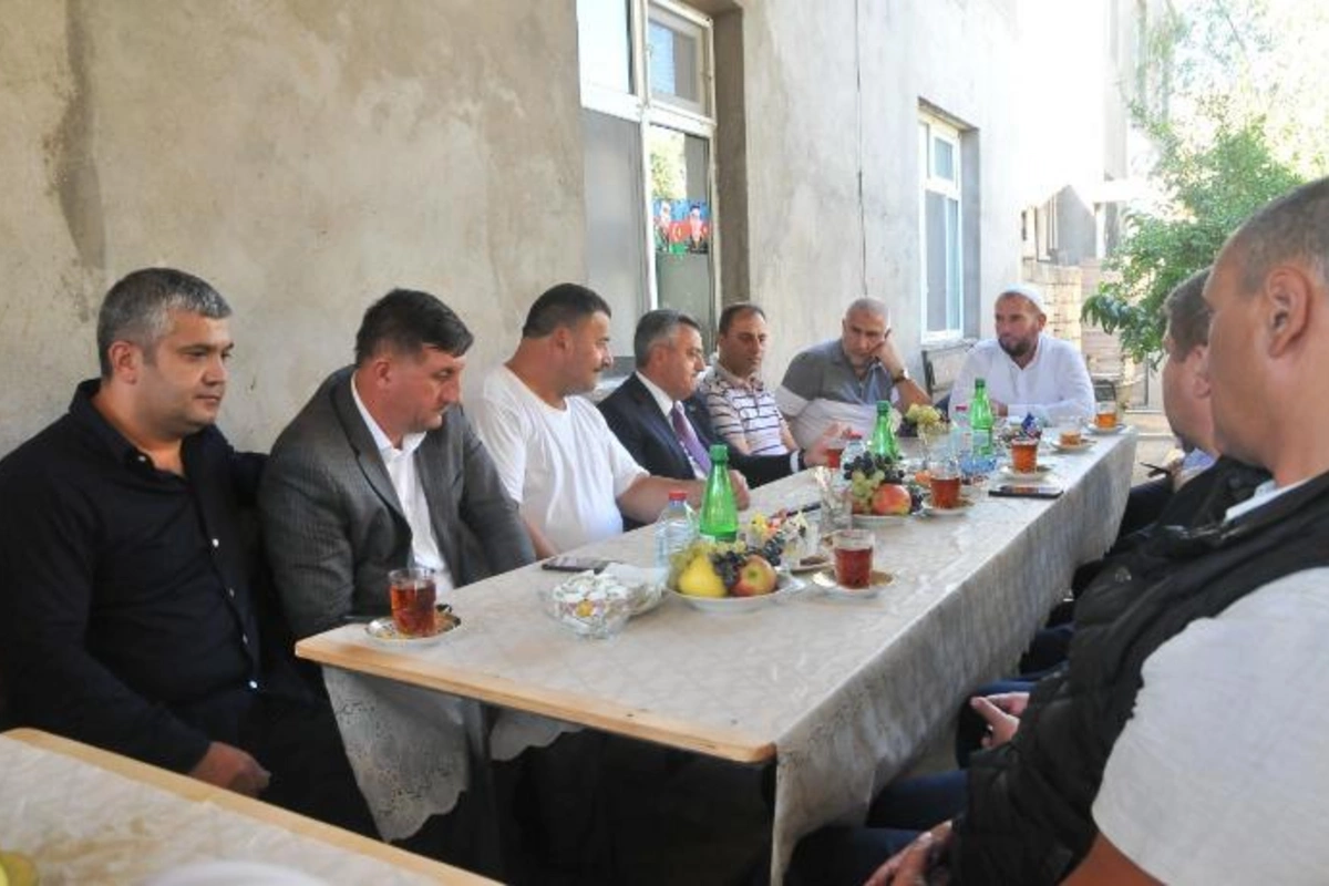 Abşeronda şəhid ailələrinə ziyarət davam etdirilir — FOTOLAR