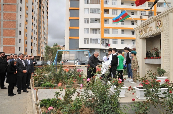 Abşeronda şəhid ailələrinə ziyarət davam etdirilir — FOTOLAR