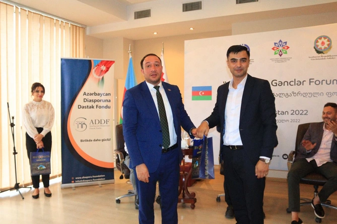 Gürcüstanda “Soydaş” Gənclər Forumu keçirildi — FOTOLAR Gürcüstanda “Soydaş” Gənclər Forumu keçirildi — FOTOLAR