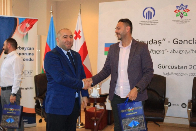 Gürcüstanda “Soydaş” Gənclər Forumu keçirildi — FOTOLAR Gürcüstanda “Soydaş” Gənclər Forumu keçirildi — FOTOLAR