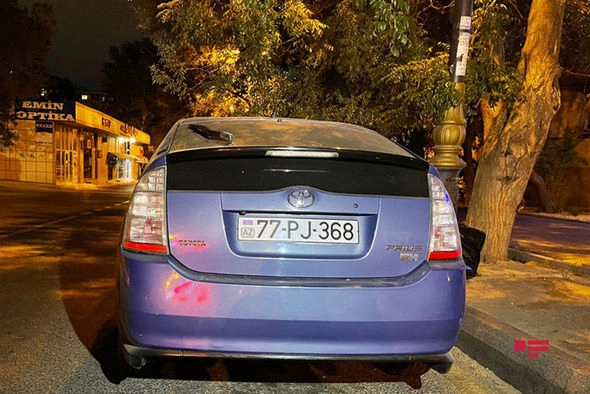 Bakıda taksilər toqquşdu, yaralı var — FOTO/VİDEO Bakıda taksilər toqquşdu, yaralı var — FOTO/VİDEO