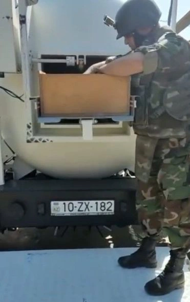 Bakıda qumbara aşkarlanıb — FOTO/VİDEO Bakıda qumbara aşkarlanıb — FOTO/VİDEO