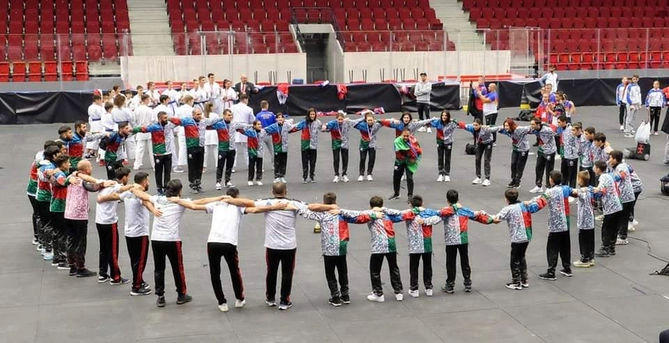 Karateçilərimiz Dünya çempionatında rekord iştirakçı ilə tarix yazdı — FOTOLAR Karateçilərimiz Dünya çempionatında rekord iştirakçı ilə tarix yazdı — FOTOLAR