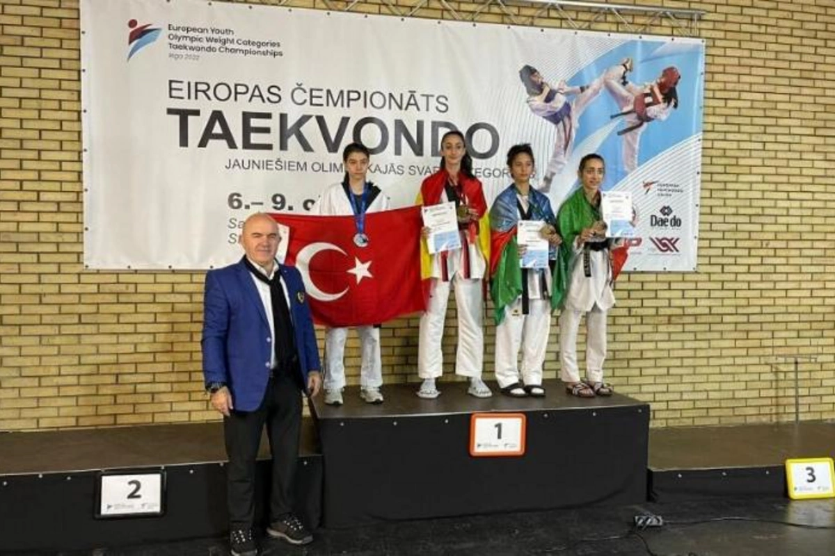 Taekvondoçumuz Avropa üçüncüsü oldu