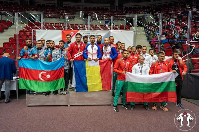Karateçilərimiz Dünya çempionatında rekord iştirakçı ilə tarix yazdı — FOTOLAR Karateçilərimiz Dünya çempionatında rekord iştirakçı ilə tarix yazdı — FOTOLAR