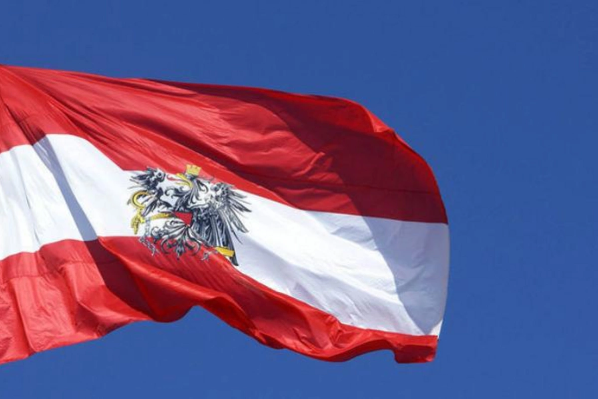 Avstriyada keçirilən prezident seçkilərində Van der Bellen liderdir