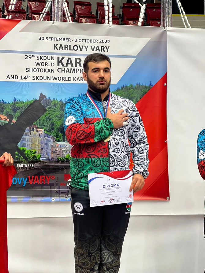 Karateçilərimiz Dünya çempionatında rekord iştirakçı ilə tarix yazdı — FOTOLAR Karateçilərimiz Dünya çempionatında rekord iştirakçı ilə tarix yazdı — FOTOLAR
