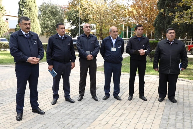 Səyyar qəbul otağı Gəncə sakinlərinin ixtiyarında oldu — FOTOLAR