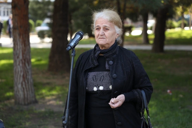 Səyyar qəbul otağı Gəncə sakinlərinin ixtiyarında oldu — FOTOLAR